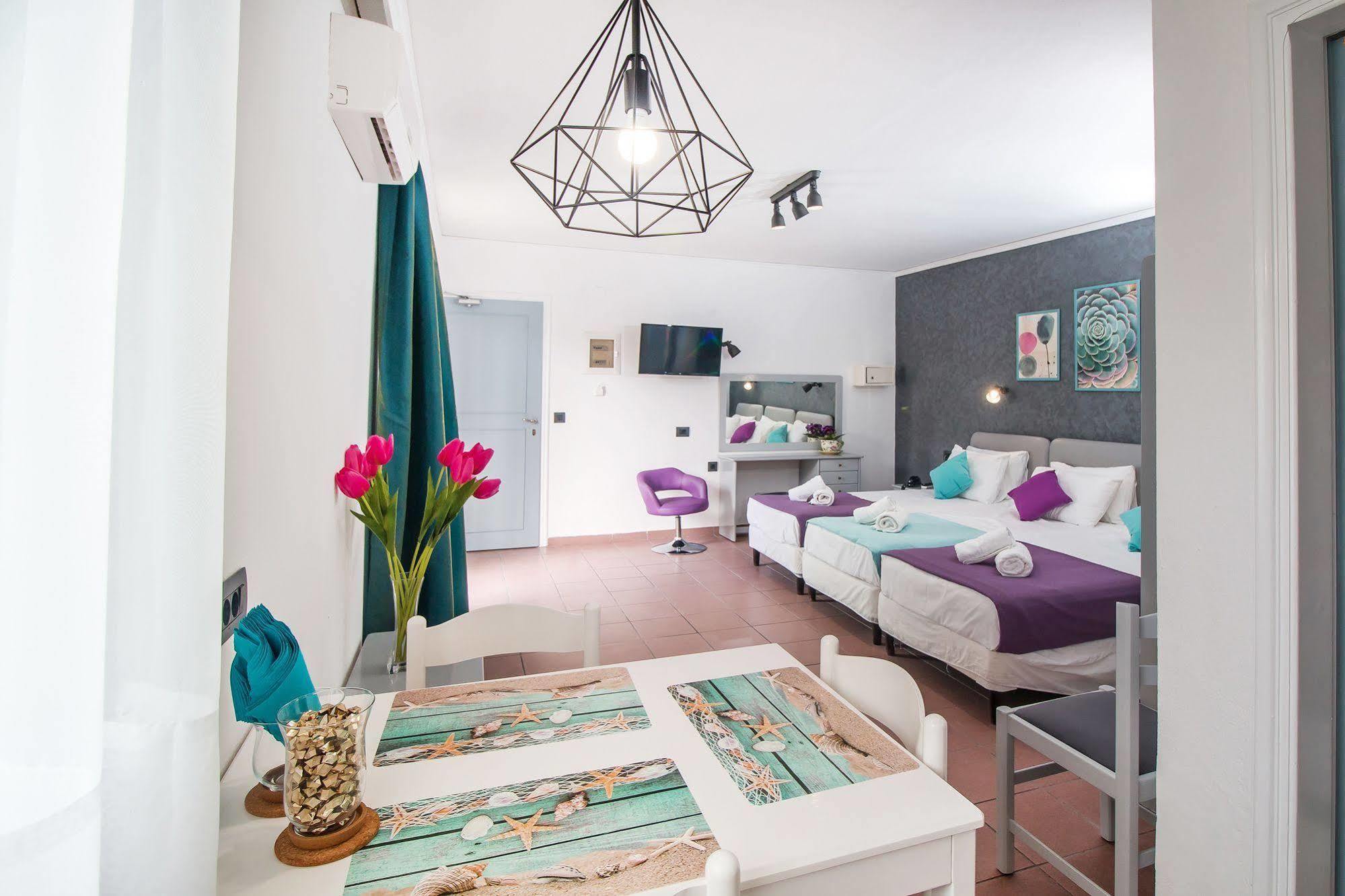 Kahlua Hotel Apartments Rhodes City ภายนอก รูปภาพ