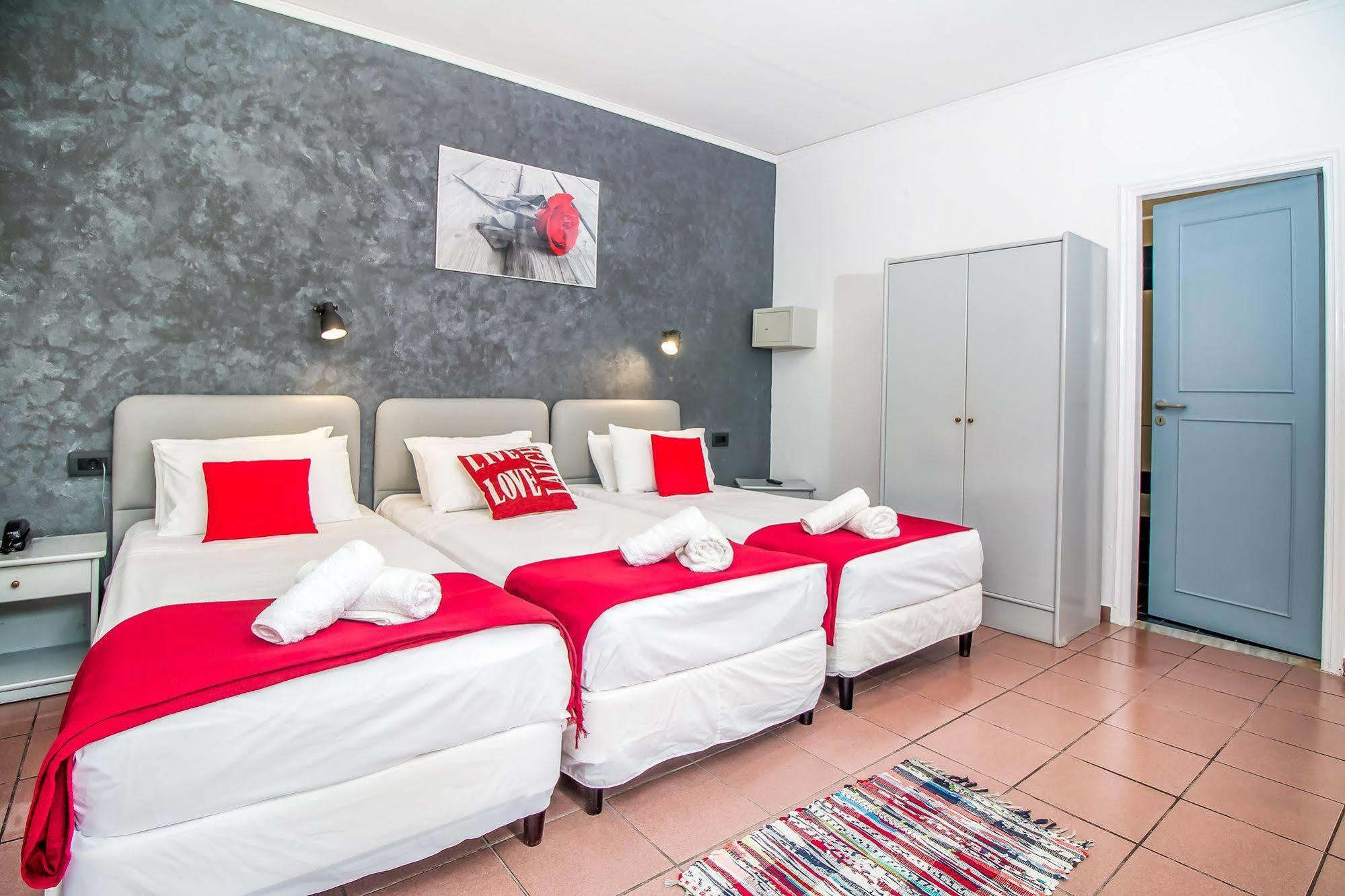 Kahlua Hotel Apartments Rhodes City ภายนอก รูปภาพ